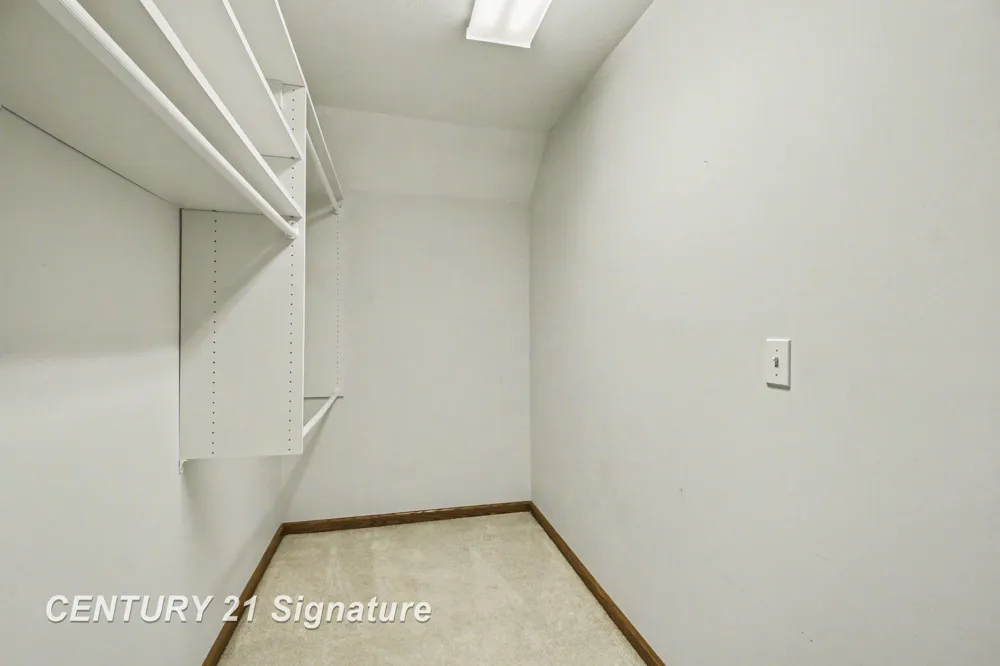 1944 E Lake Circle Drive Thomas Township, MI 48609