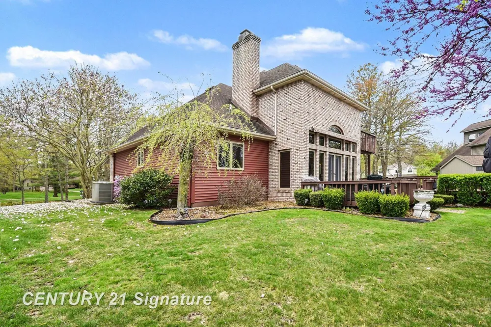 1944 E Lake Circle Drive Thomas Township, MI 48609