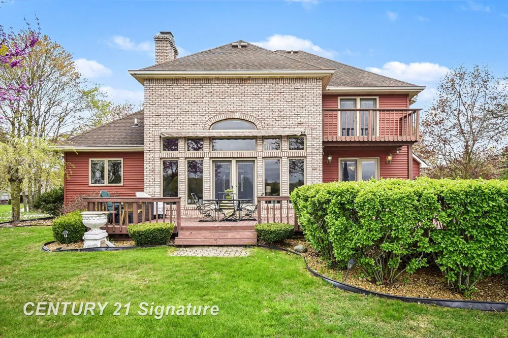 1944 E Lake Circle Drive Thomas Township, MI 48609