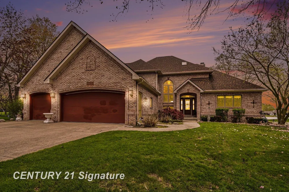 1944 E Lake Circle Drive Thomas Township, MI 48609