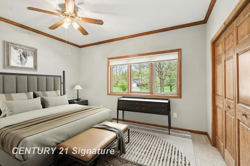 1944 E Lake Circle Drive Thomas Township, MI 48609