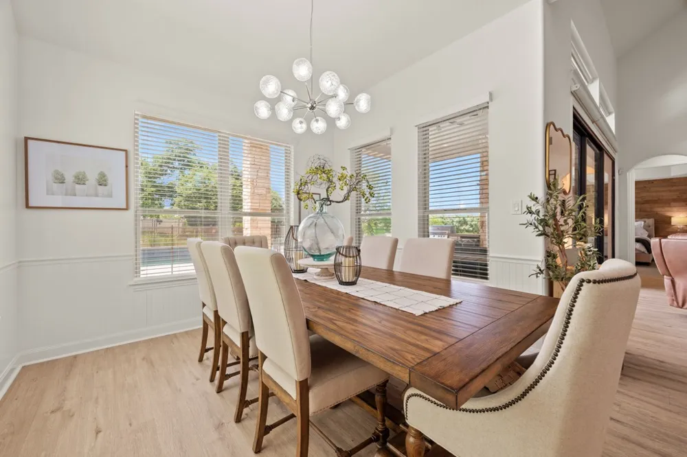 112 Salinas Cove Austin, TX 78738