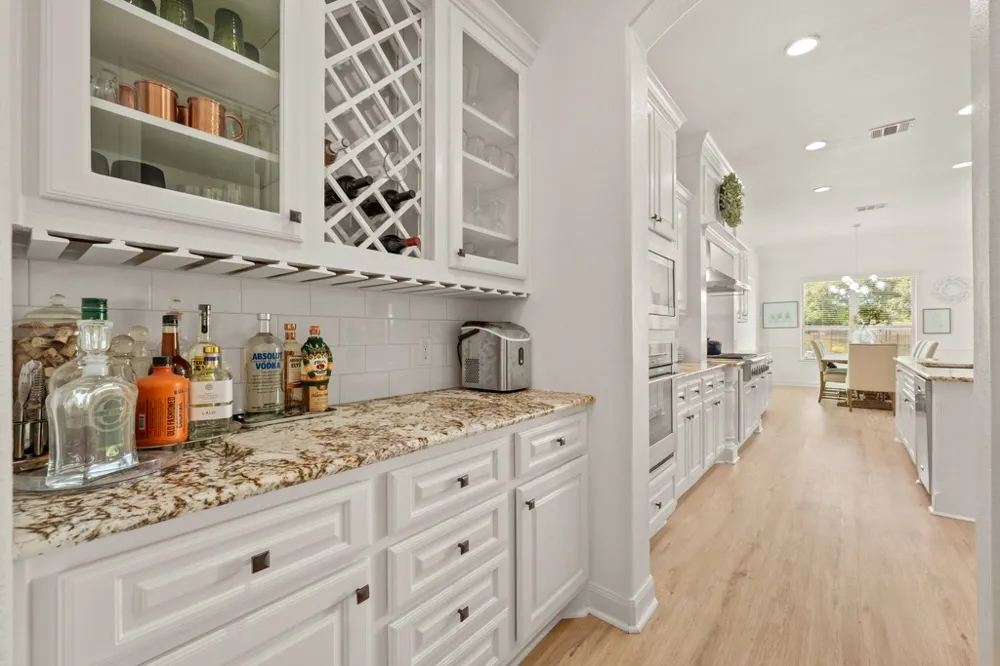 112 Salinas Cove Austin, TX 78738
