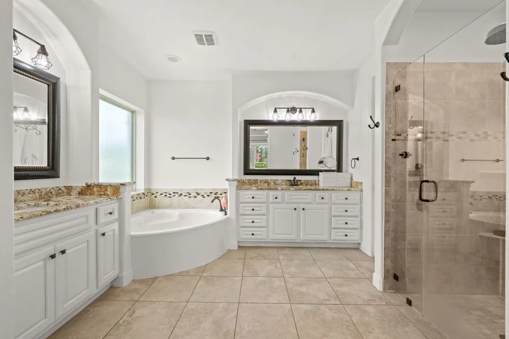 112 Salinas Cove Austin, TX 78738