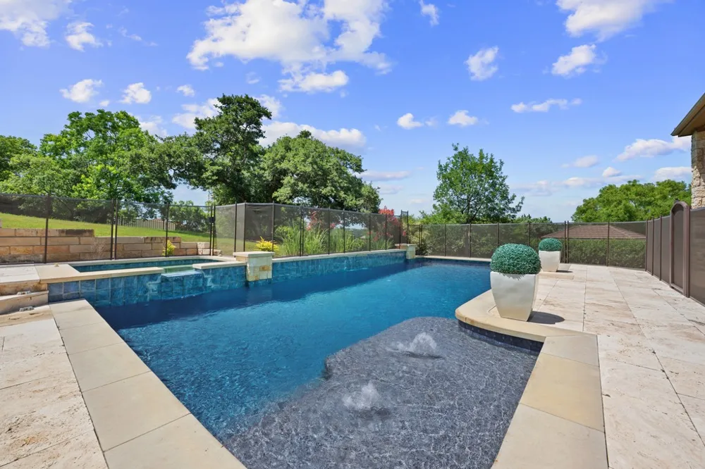 112 Salinas Cove Austin, TX 78738