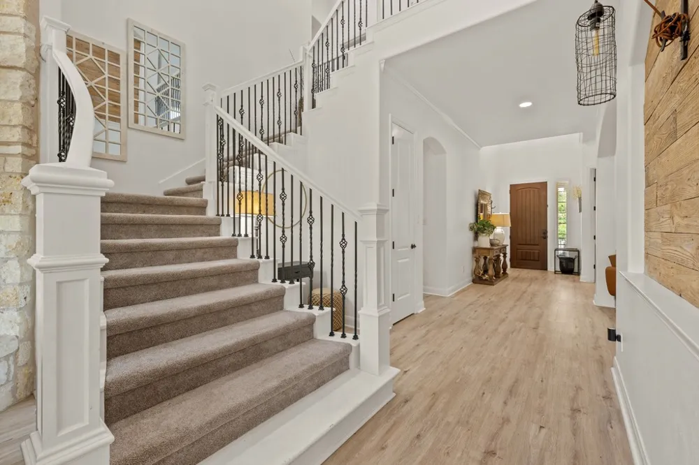 112 Salinas Cove Austin, TX 78738