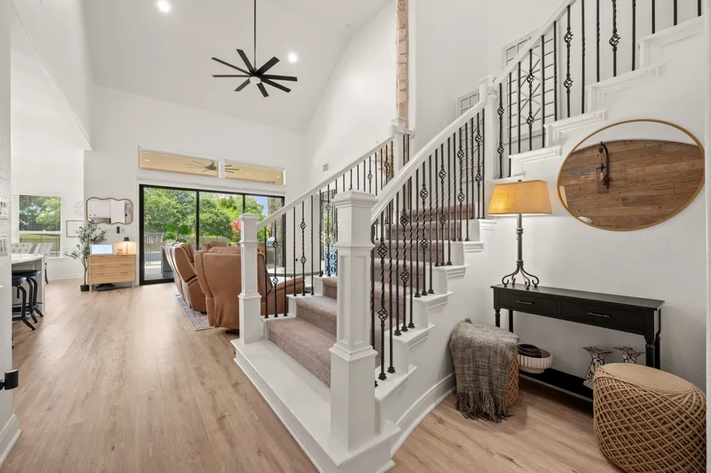 112 Salinas Cove Austin, TX 78738
