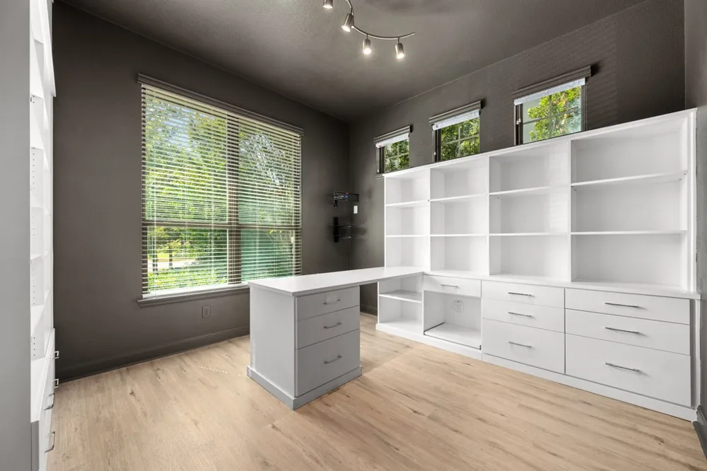 112 Salinas Cove Austin, TX 78738
