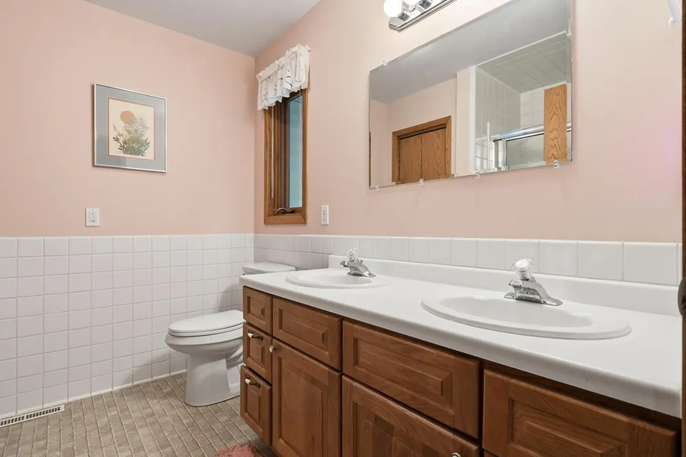 319 1st Street NW Menahga, MN 56464