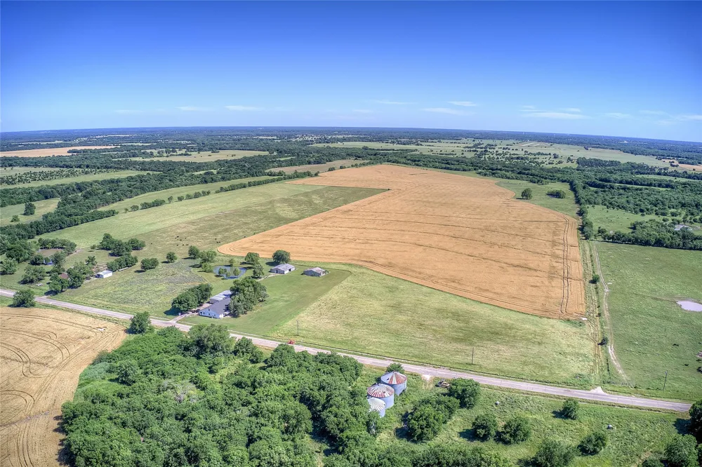 6399 Fm 2068 Commerce, TX 75428