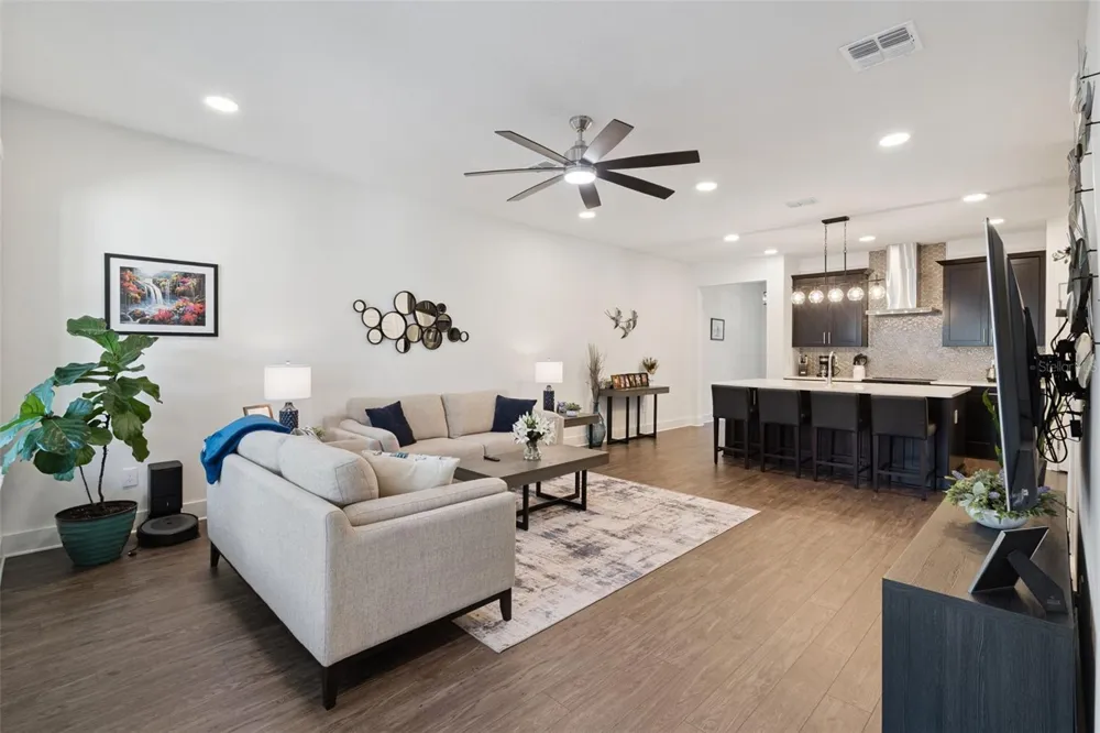 14014 SCARLET ASTER ALLEY Winter Garden, FL 34787
