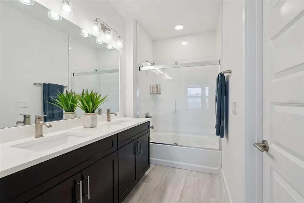 14014 SCARLET ASTER ALLEY Winter Garden, FL 34787