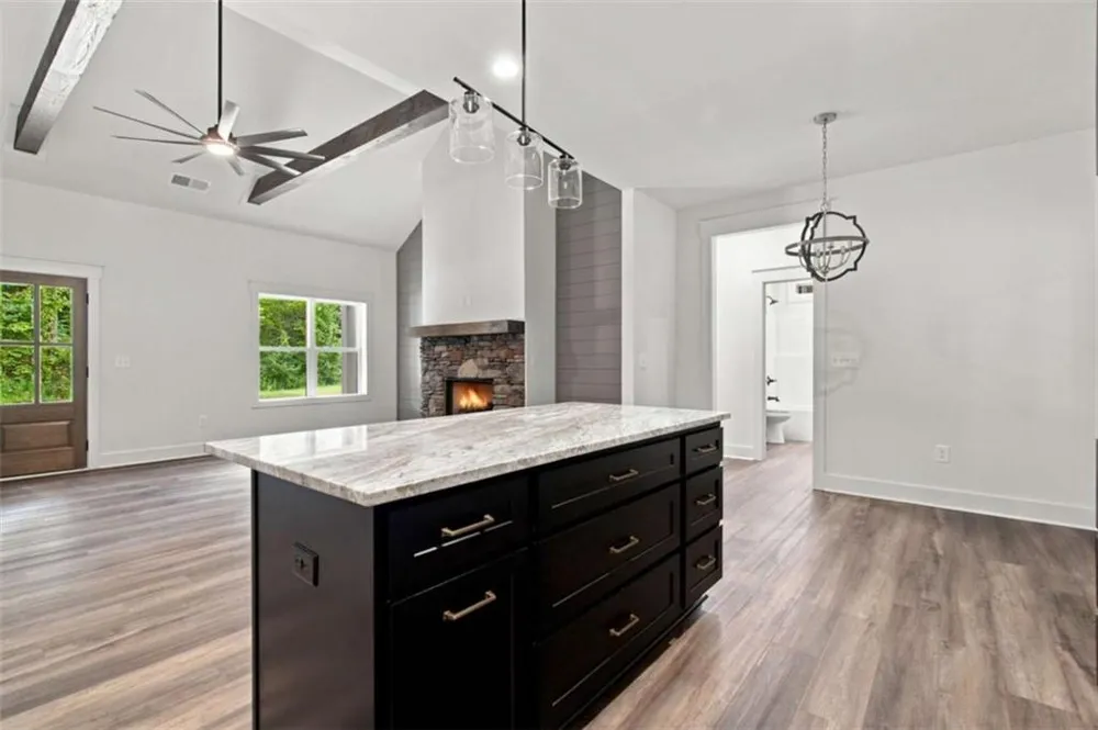 4016 Carver Mill Road Talking Rock, GA 30175