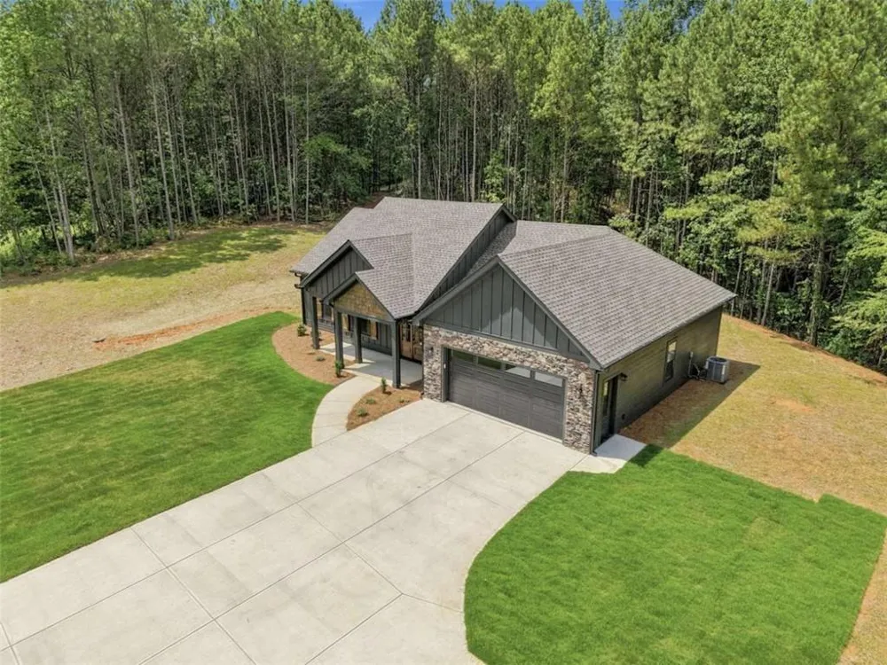 4016 Carver Mill Road Talking Rock, GA 30175