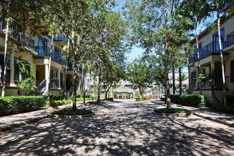 2609 NE 14th Avenue #114 Wilton Manors, FL 33334
