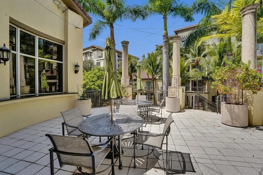 2609 NE 14th Avenue #114 Wilton Manors, FL 33334