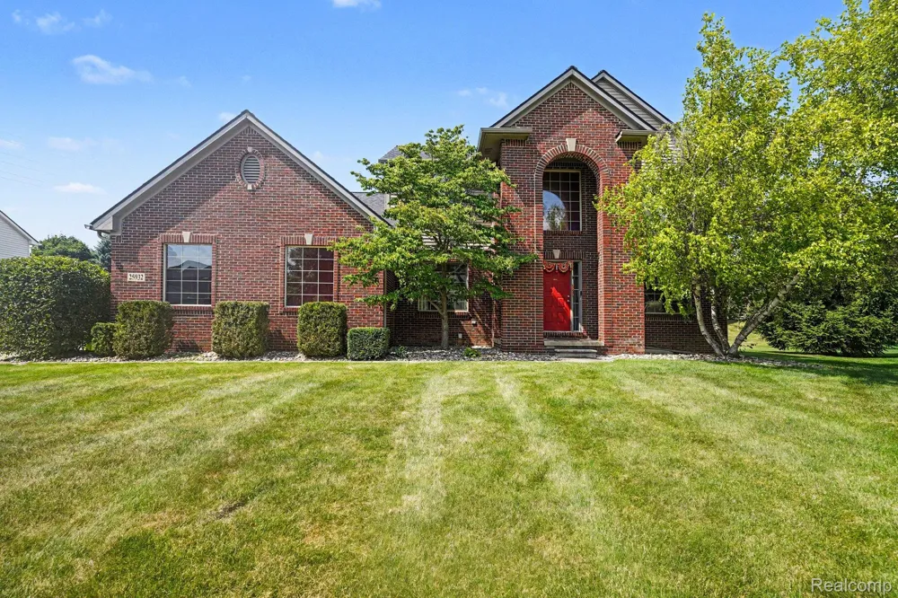 25932 Cobblers Lane Lyon Charter Township, MI 48178
