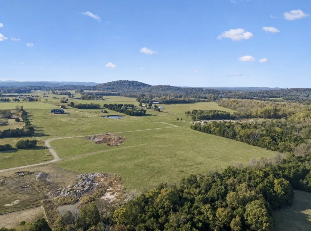 201 Lamb Rd Rockvale, TN 37153