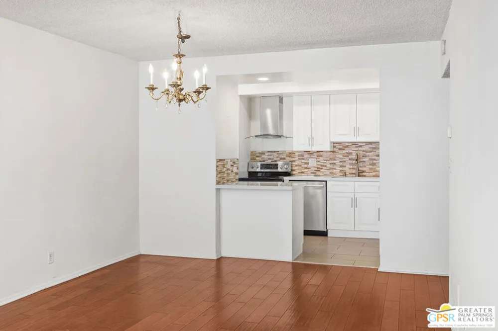 1401 Valley View Road #321 Glendale, CA 91202