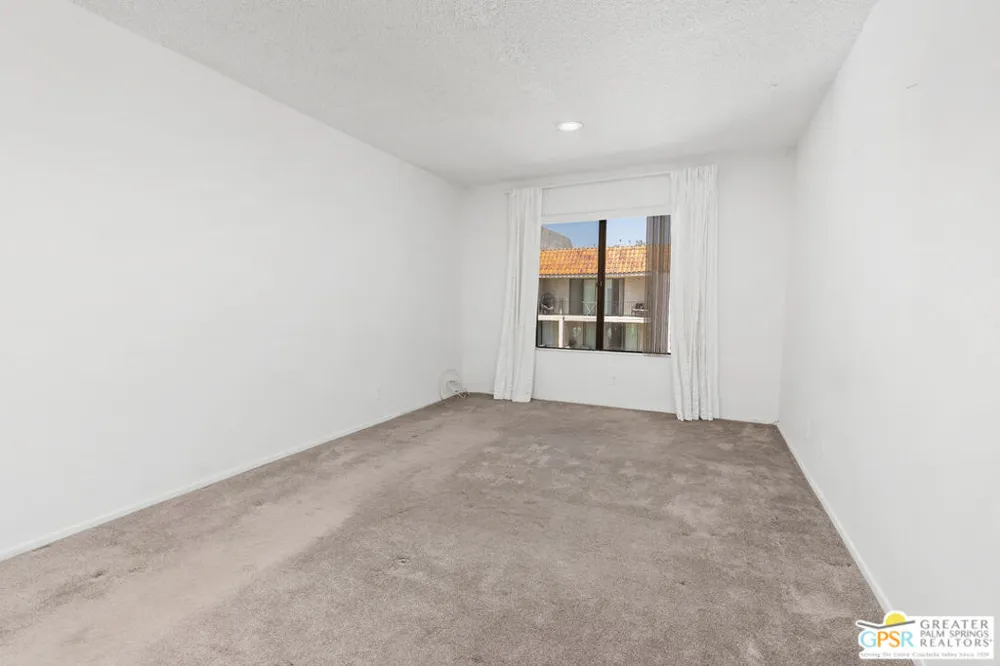 1401 Valley View Road #321 Glendale, CA 91202