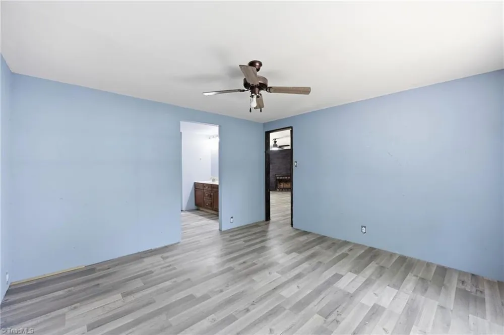 5824 Chestnut Lane Snow Camp, NC 27349