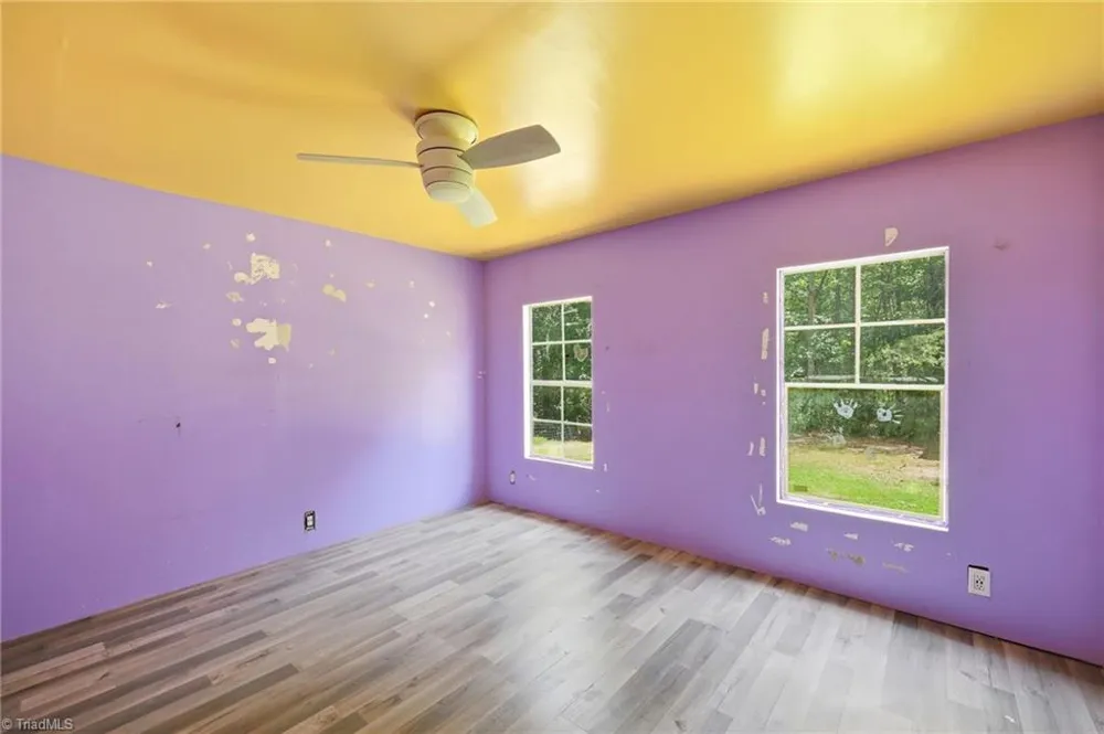 5824 Chestnut Lane Snow Camp, NC 27349
