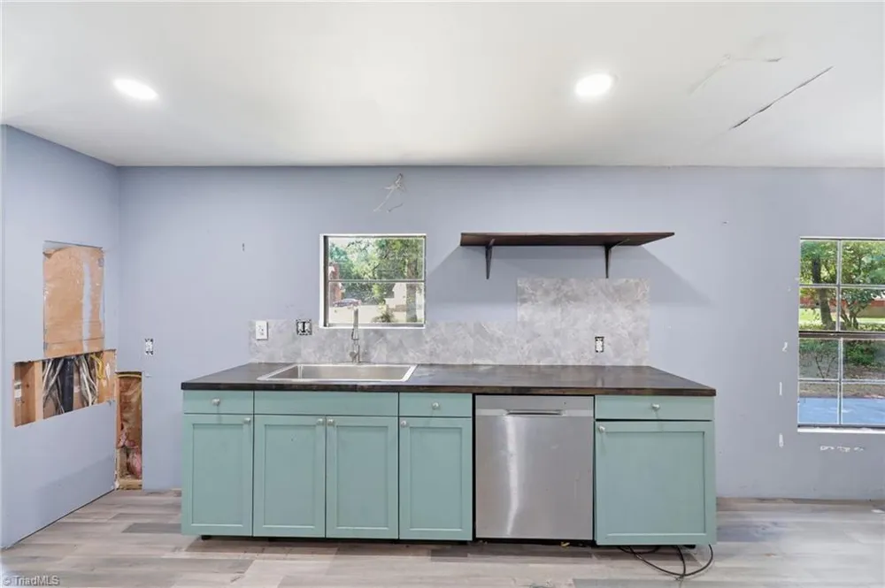 5824 Chestnut Lane Snow Camp, NC 27349