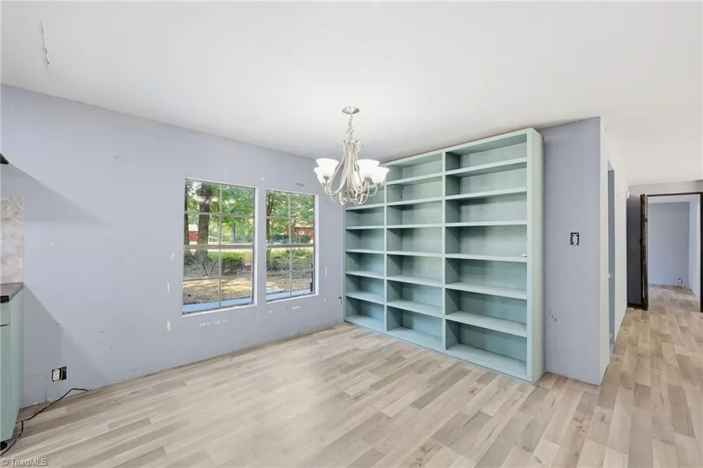 5824 Chestnut Lane Snow Camp, NC 27349
