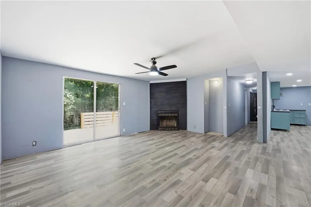 5824 Chestnut Lane Snow Camp, NC 27349