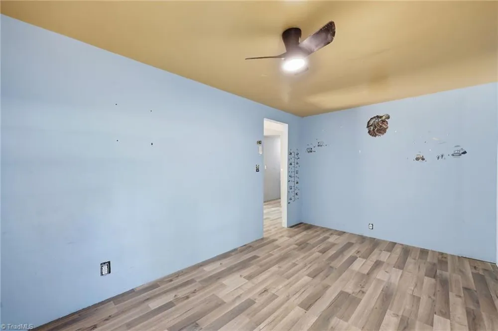 5824 Chestnut Lane Snow Camp, NC 27349