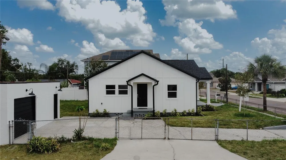 2916 21ST STREET Tampa, FL 33605