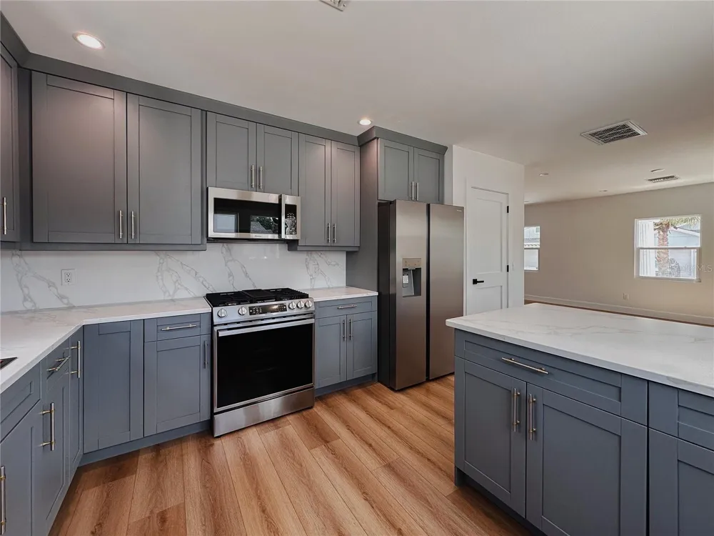 2916 21ST STREET Tampa, FL 33605