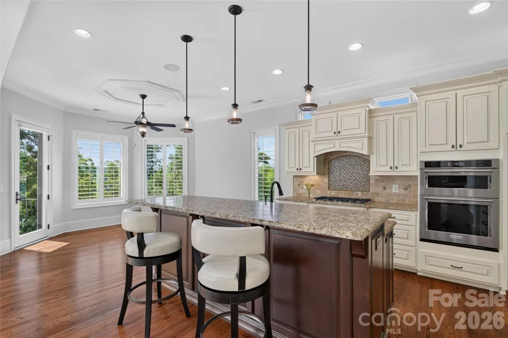 3225 Lake Pointe Drive Belmont, NC 28012