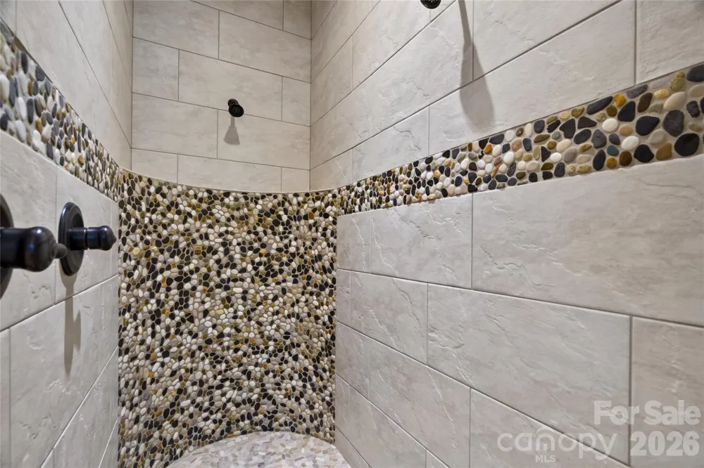 3225 Lake Pointe Drive Belmont, NC 28012