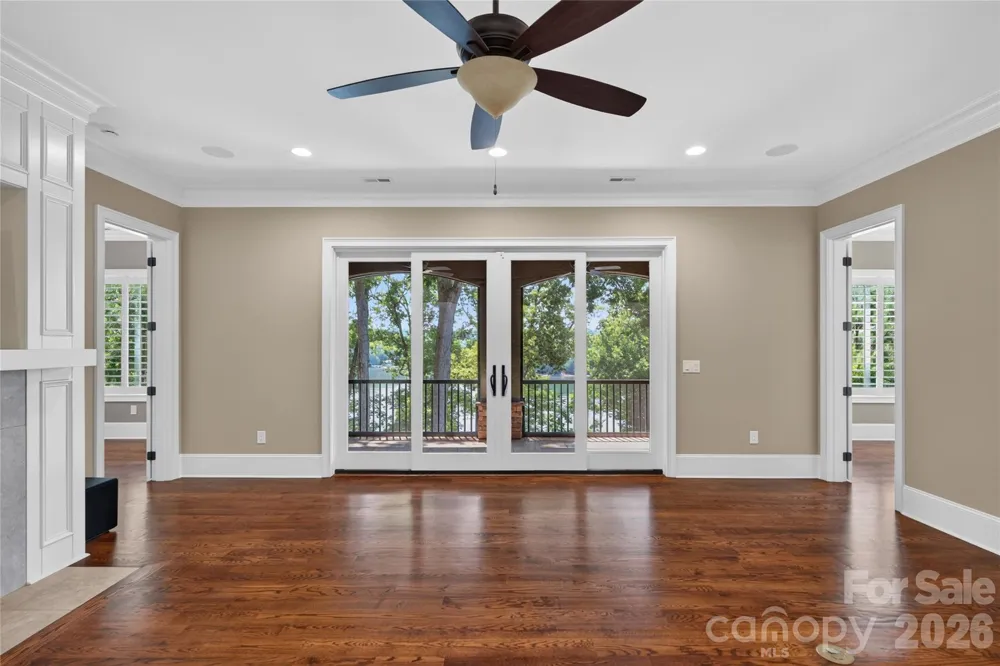 3225 Lake Pointe Drive Belmont, NC 28012