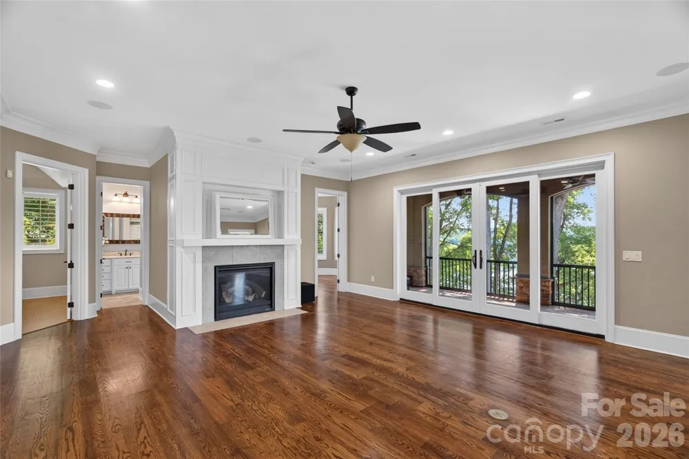 3225 Lake Pointe Drive Belmont, NC 28012