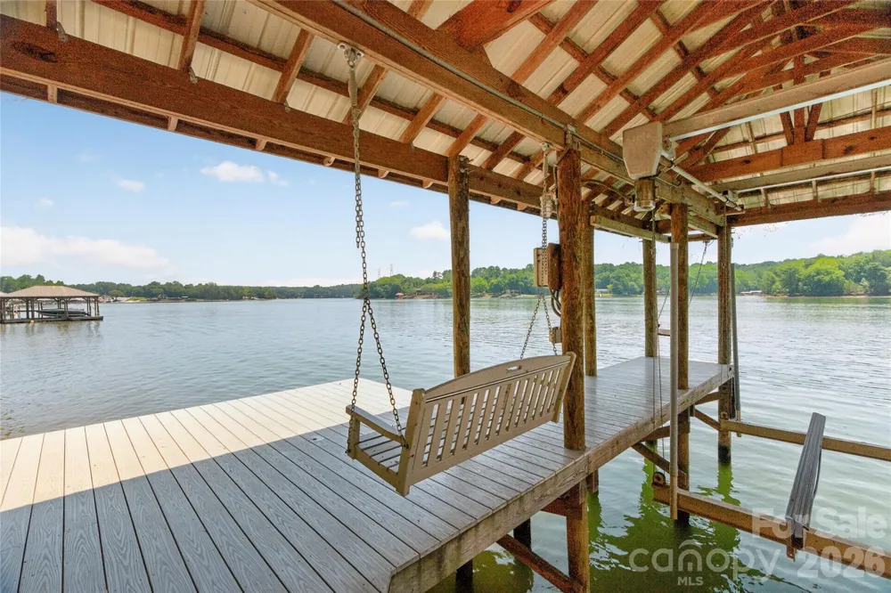 3225 Lake Pointe Drive Belmont, NC 28012