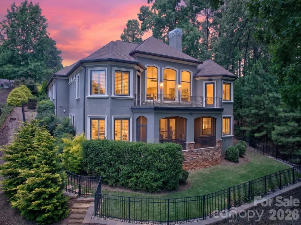 3225 Lake Pointe Drive Belmont, NC 28012