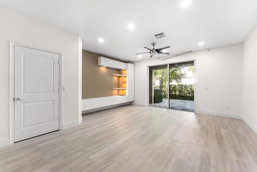 354 SE 1st Way #354 Deerfield Beach, FL 33441