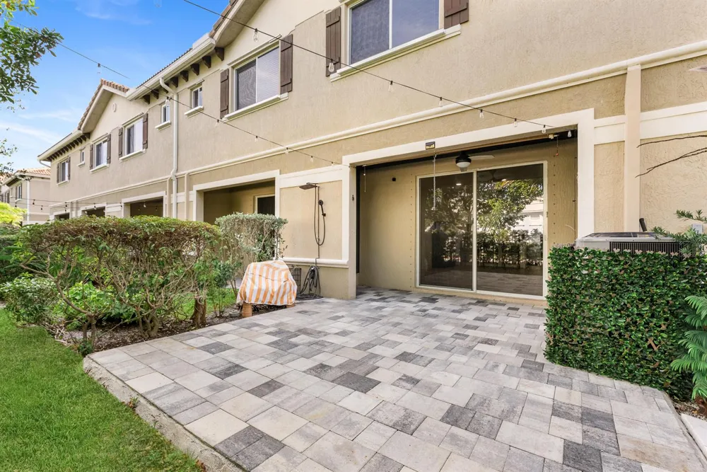 354 SE 1st Way #354 Deerfield Beach, FL 33441