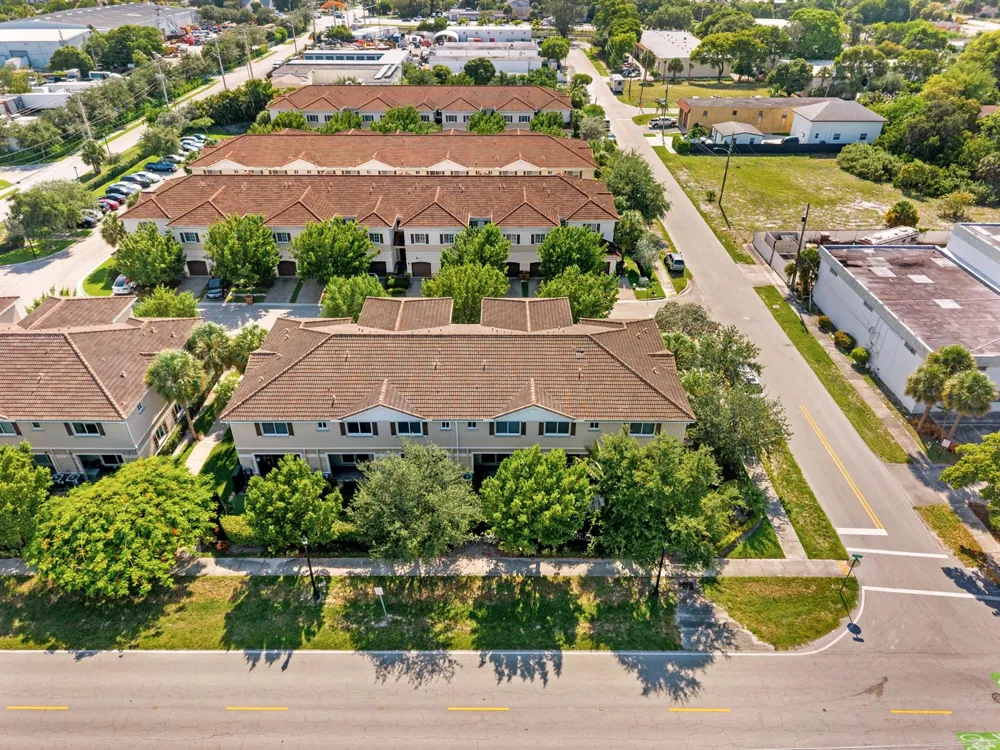 354 SE 1st Way #354 Deerfield Beach, FL 33441