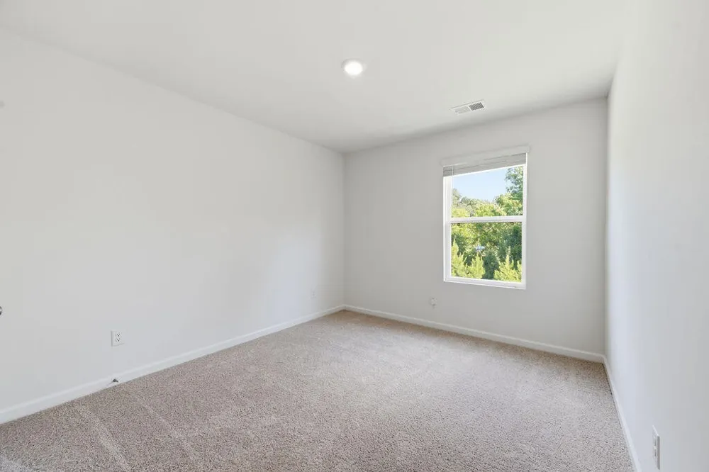 5 Draft Street Rossville, GA 30741