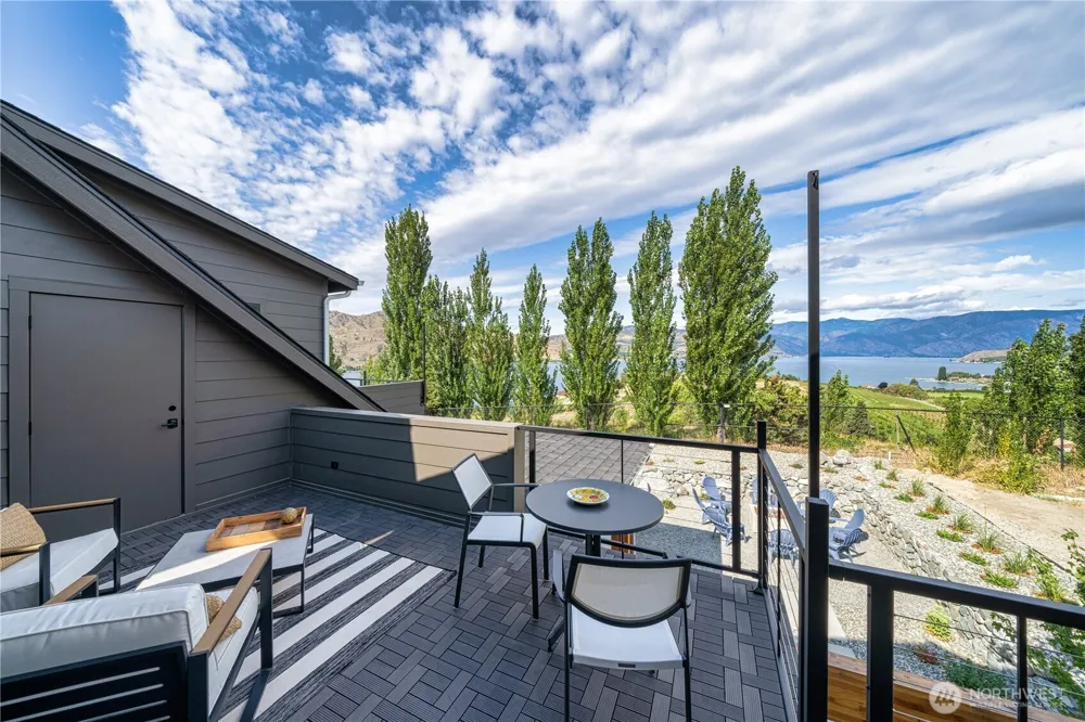 252 Porcupine Lane Chelan, WA 98816