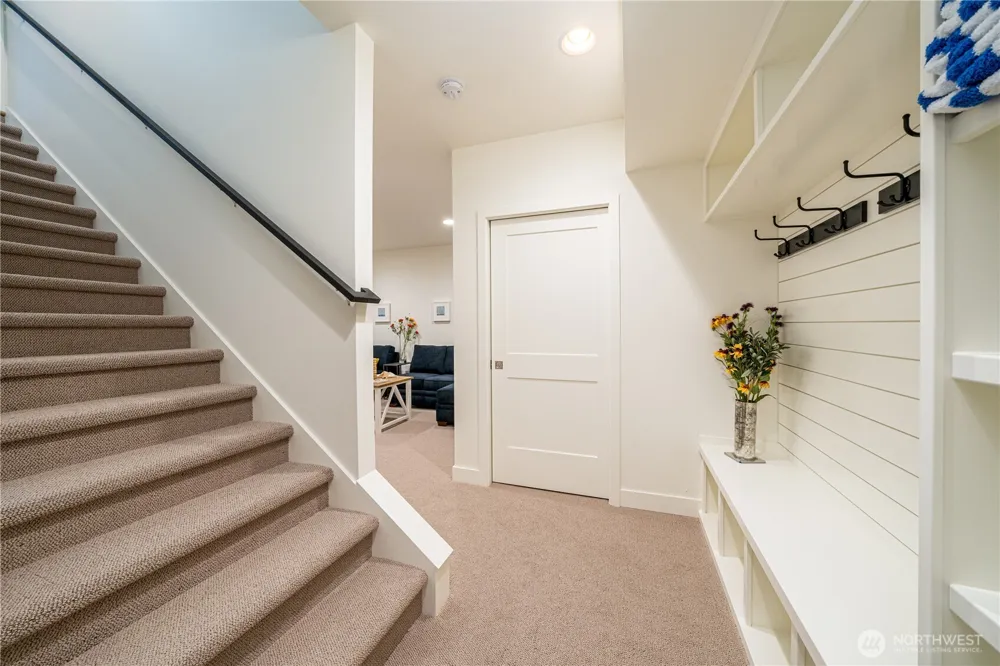 252 Porcupine Lane Chelan, WA 98816