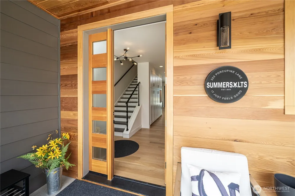 252 Porcupine Lane Chelan, WA 98816