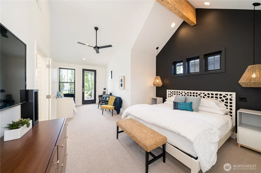 252 Porcupine Lane Chelan, WA 98816
