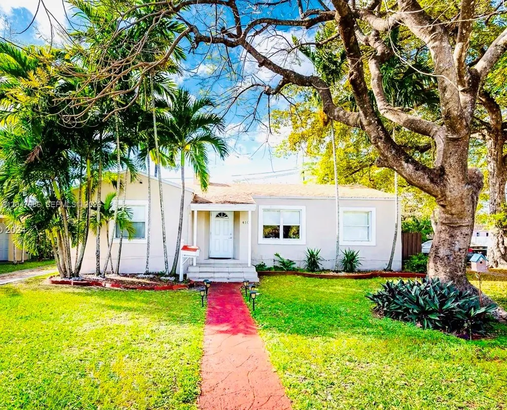 410 Pinecrest Dr #1 Miami Springs, FL 33166