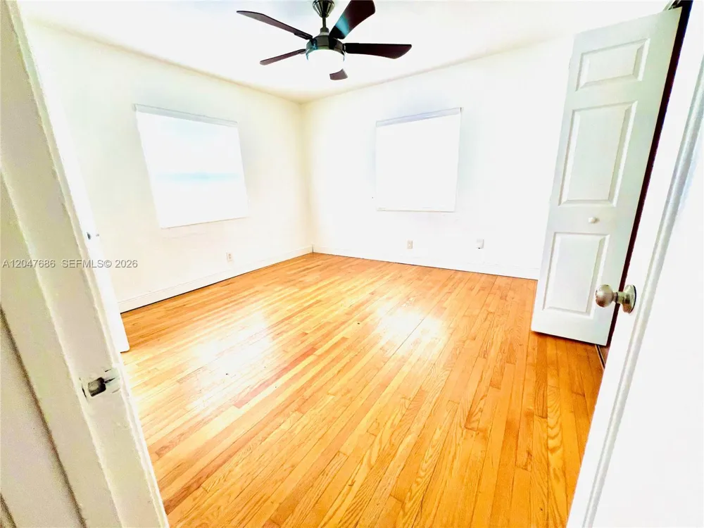 410 Pinecrest Dr #1 Miami Springs, FL 33166