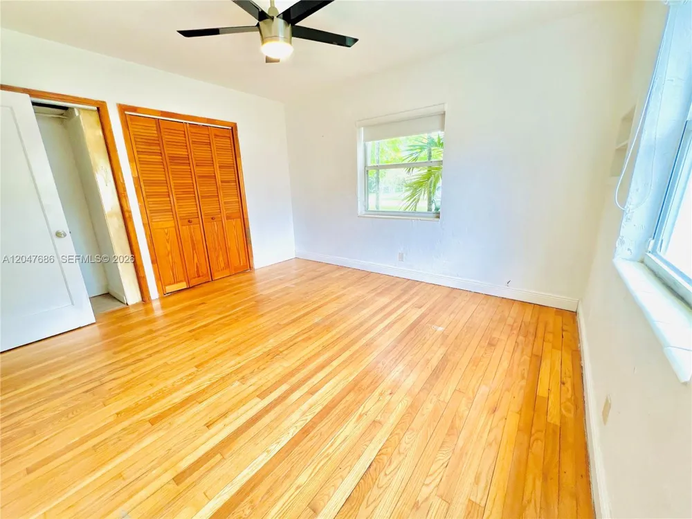 410 Pinecrest Dr #1 Miami Springs, FL 33166