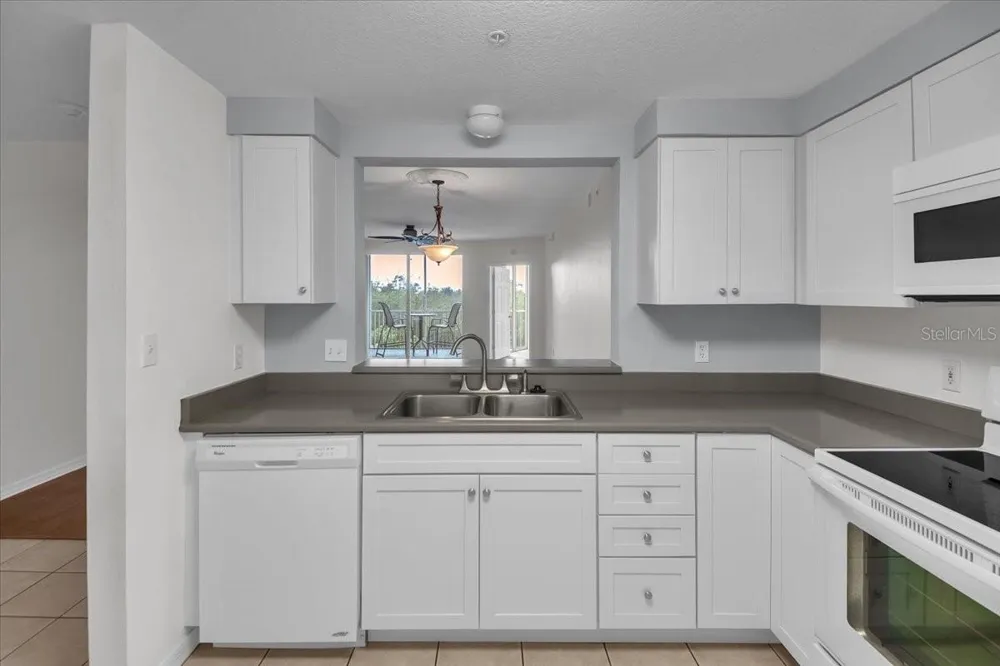 2625 TERRA CEIA BAY BOULEVARD #103 Palmetto, FL 34221